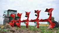 Плуги оборотные AGROMASZ с гидравлической системой защиты