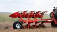 Плуги оборотные AGROMASZ легкие с болтовой защитой