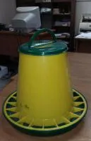 Кормушка для птицы PF001 с крышкой, 6 кг