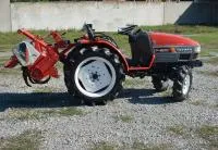 Минитрактор Yanmar F 200 D