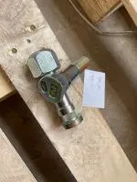 Шпилька колесная c гайкой ZL50G 275101677/275100110
